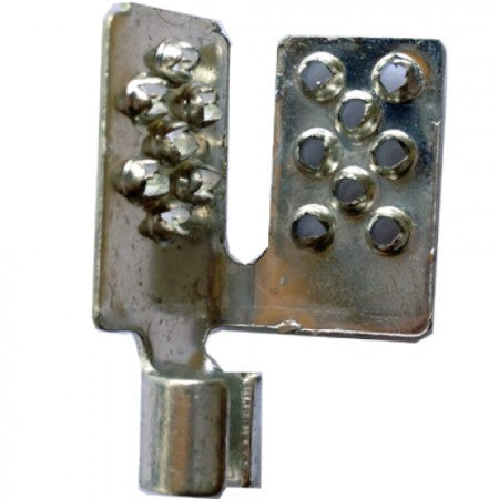Conector metalic pentru folia carbonica incalzitoare