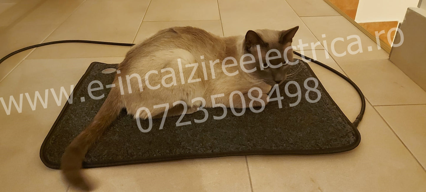 Covoras incalzitor din mocheta, pentru catei si pisici