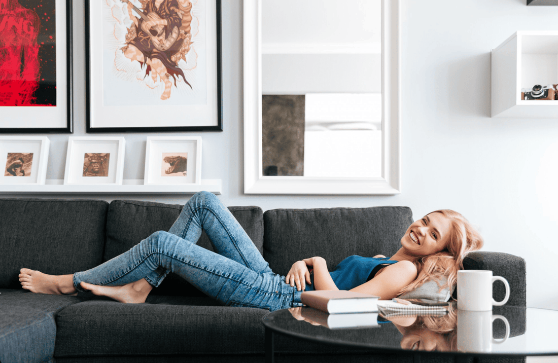 Cum amenajezi livingul în apartament la bloc pentru confort maxim